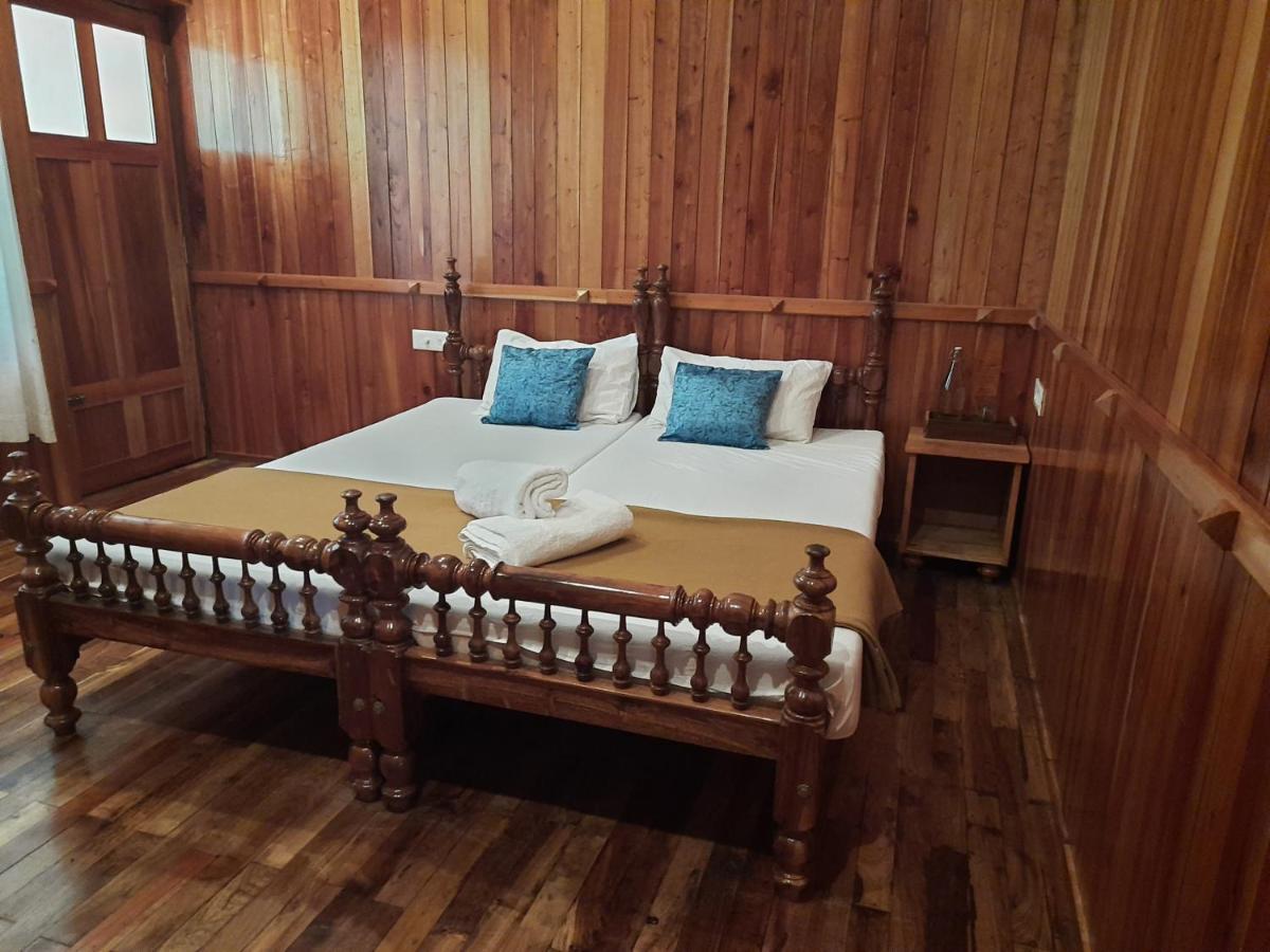 Sopanam Heritage Thekkady Exterior foto